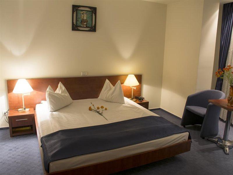 Samaa Hotel Bucureşti